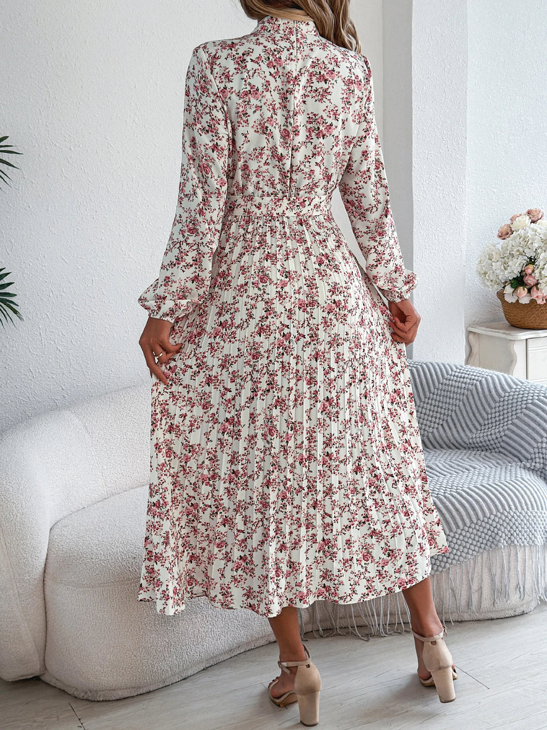 Evelyn Floral Midi Dress